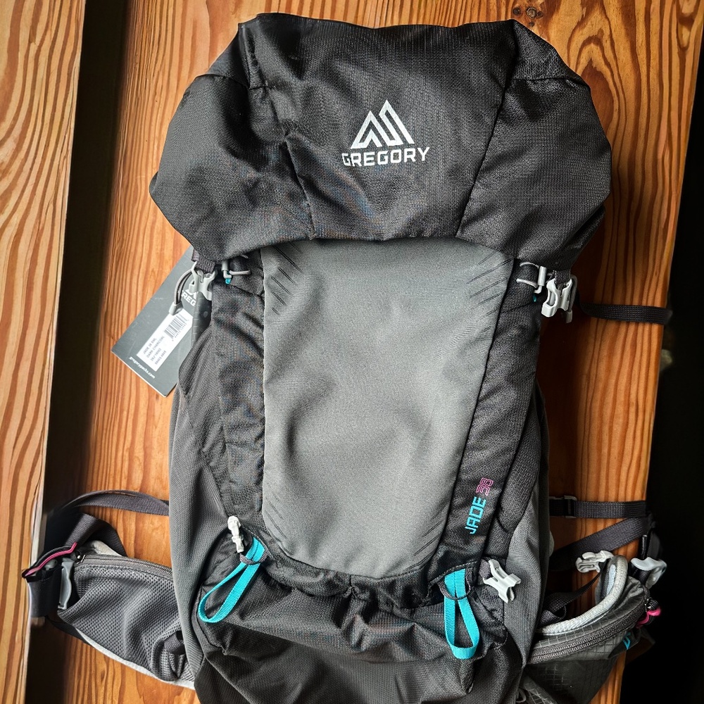 NWT Gregory Women’s Backpack 38 Liter Dark Charcoal Jade SML size small